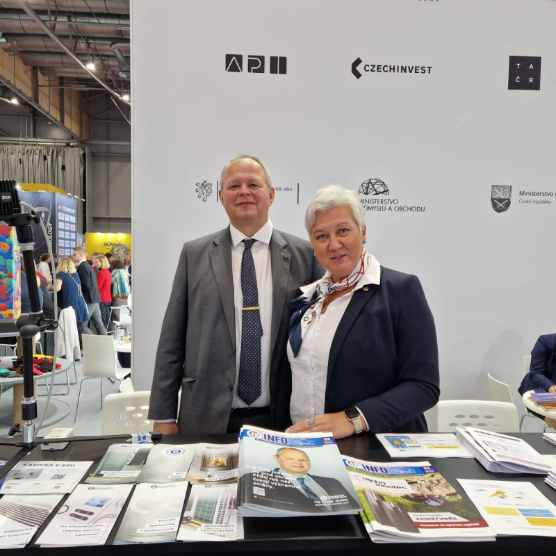 INSPIRING MEETINGS AND INNOVATIONS: OUR EXPERIENCE FROM THE 64TH INTERNATIONAL ENGINEERING FAIR